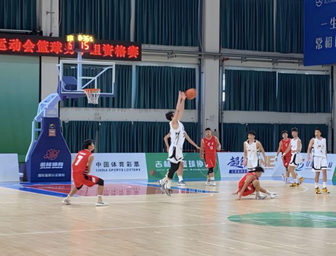 kaiyun·开云官网:浙江篮球队在近期比赛中鬥志昂揚，奪得勝利